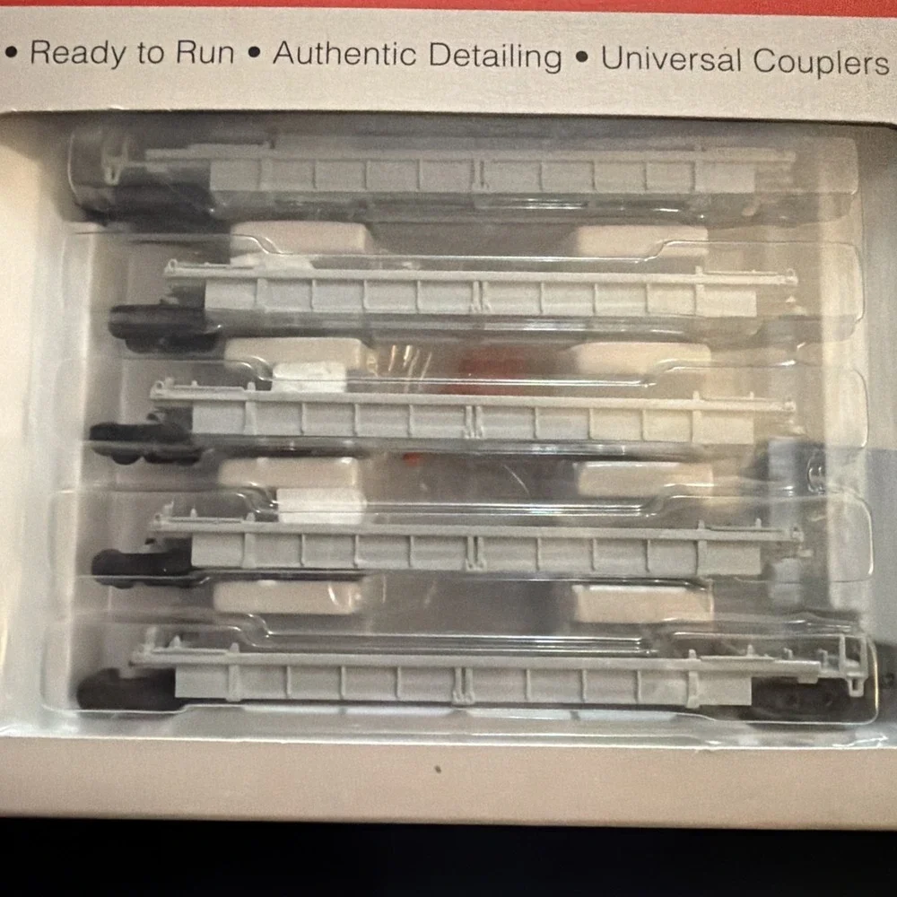 Walter's N Scale 305' Thrall 5 Unit Articulated Double Stack Car Undecorated